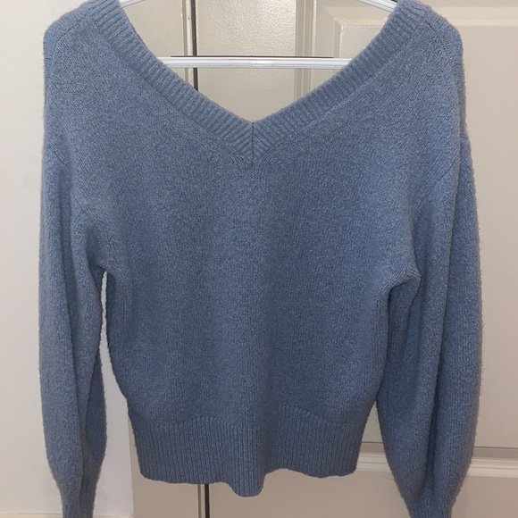 Michael Kors sweater - Picture 6 of 8